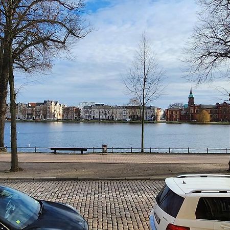 Das Ferienapartment Alexandrine Direkt Am Pfaffenteich Mit Eigenem Parkplatz Schwerin  Eksteriør billede